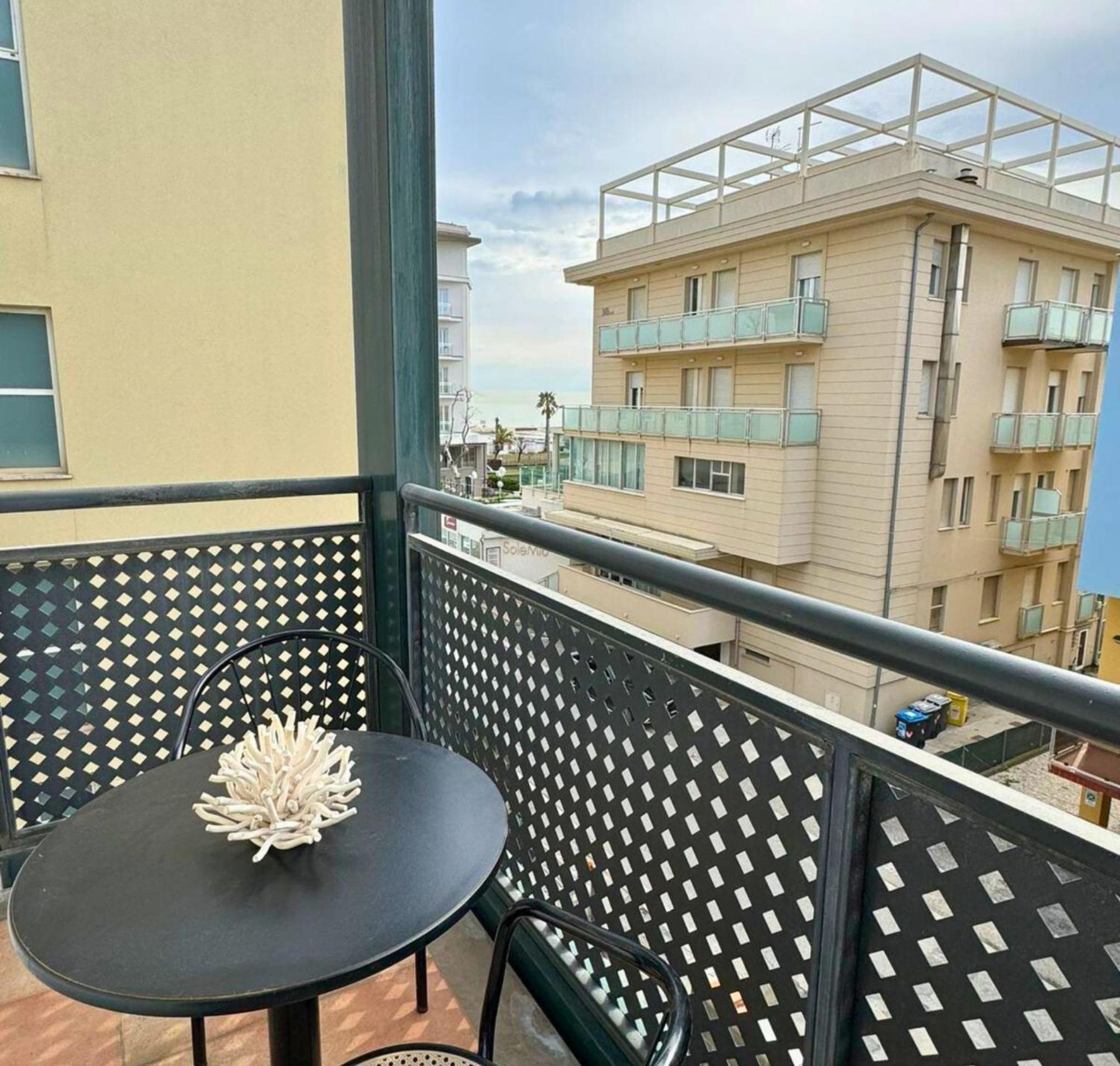 Hotel Caruso Rimini Eksteriør billede
