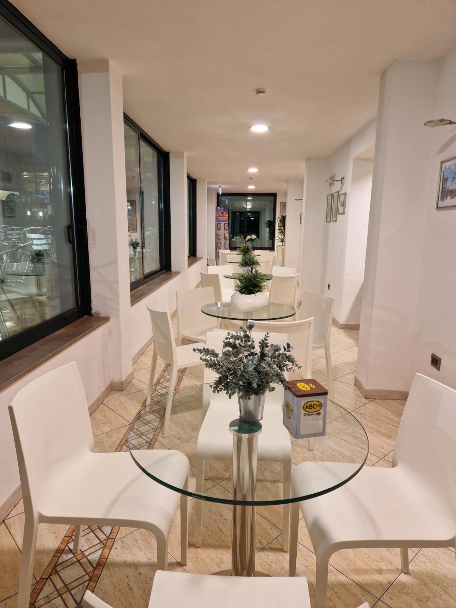 Hotel Caruso Rimini Eksteriør billede