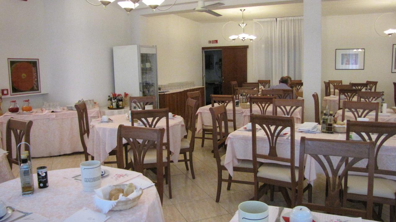 Hotel Caruso Rimini Eksteriør billede